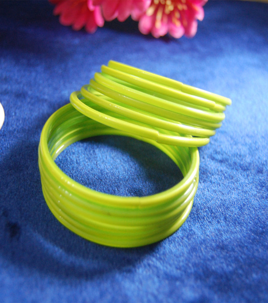 Parrot Green glass bangles
