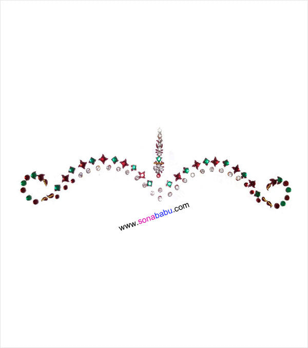 Beautiful bridal bindi with designer style