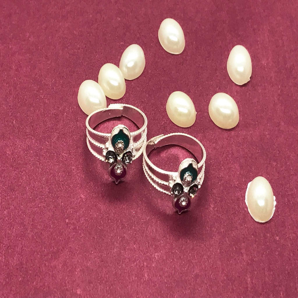 Toe Rings with beautiful design and colors